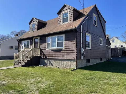 80 Andover, Peabody, MA 01960