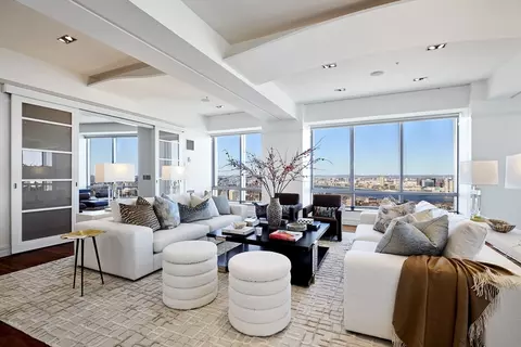 2 Avery St #35E, Boston, MA 02111