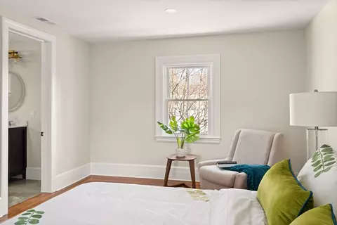 278 Main St, Easthampton, MA 01027 photo 28