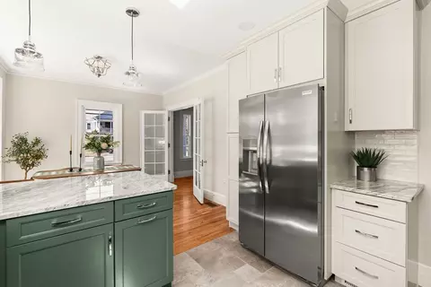 278 Main St, Easthampton, MA 01027 photo 11