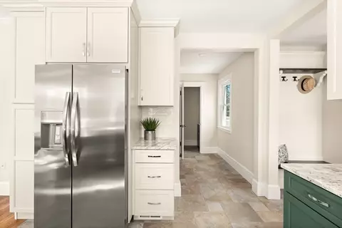 278 Main St, Easthampton, MA 01027 photo 14
