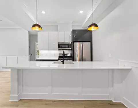 115 Thurston St # -D, Somerville, MA 02143