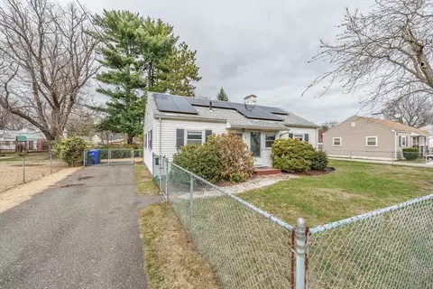 38 Ramah St, Springfield, MA 01104 photo 3