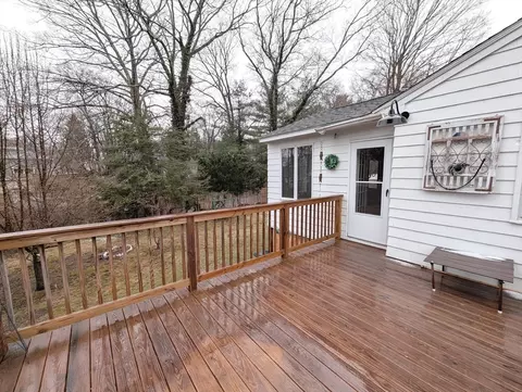 145 Pleasant St, Franklin, MA 02038 photo 10