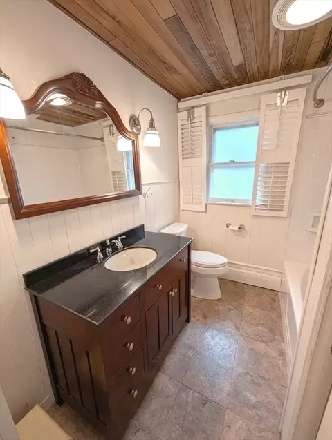 145 Pleasant St, Franklin, MA 02038 photo 18