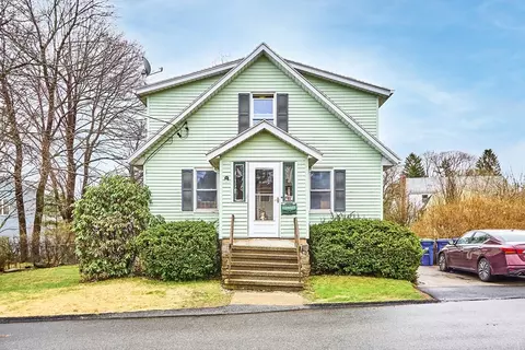 7 Somerville Ave, Braintree, MA 02184