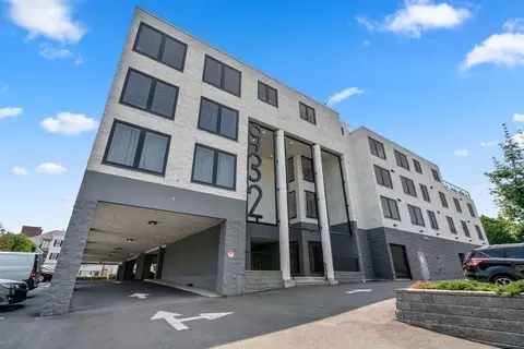 932 Broadway #302, Chelsea, MA 02150