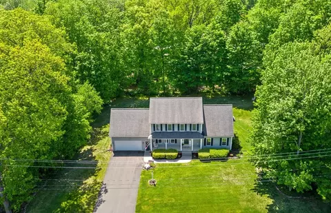 17 Upper River Rd, South Hadley, MA 01075