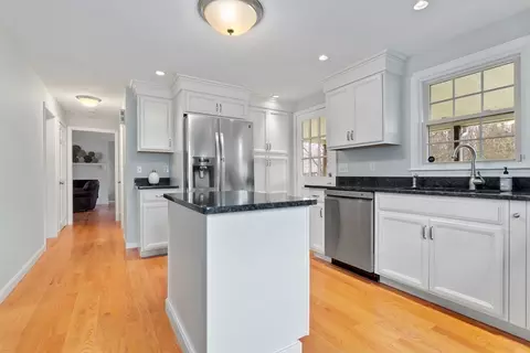 4 Brookside Ct, Methuen, MA 01844 photo 11