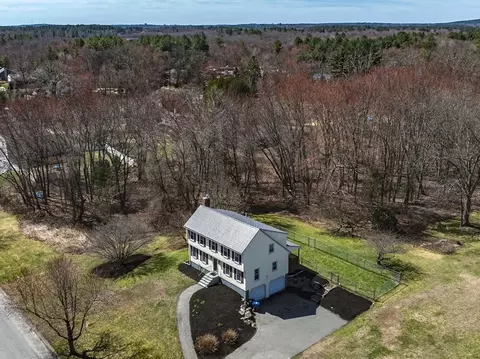 4 Brookside Ct, Methuen, MA 01844 photo 2