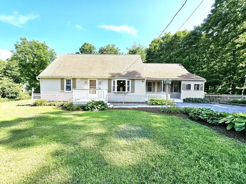 30 Princeton Rd, Sterling, MA 01564