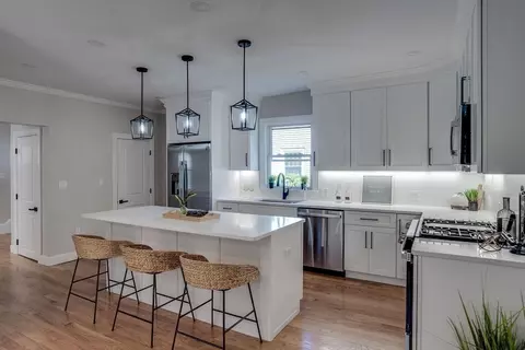30 Meriam St, Wakefield, MA 01880