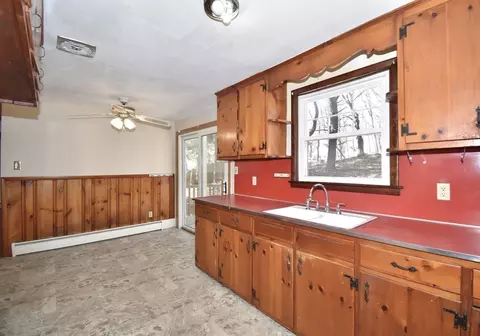 14 Gatewood Rd, Springfield, MA 01119 photo 16