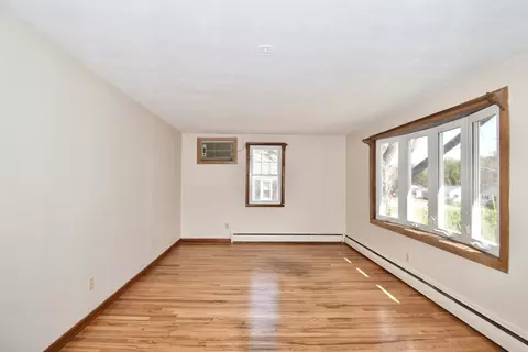 14 Gatewood Rd, Springfield, MA 01119 photo 10