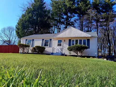 14 Gatewood Rd, Springfield, MA 01119 photo 4