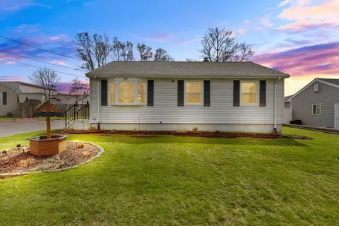 57 Mercier Ave, Somerset, MA 02725
