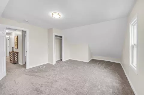 342 Wilbraham Rd, Springfield, MA 01109 photo 24