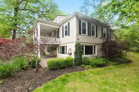 4 Valley Rd, Danvers, MA 01923 photo 33