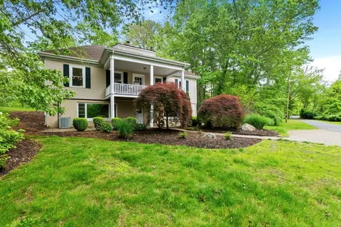 4 Valley Rd, Danvers, MA 01923 photo 31