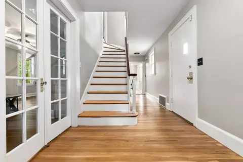 4 Valley Rd, Danvers, MA 01923 photo 4