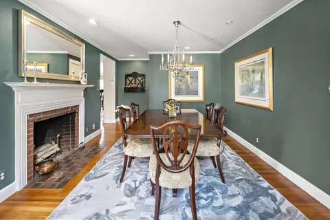 82 Risley Rd, Chestnut Hill, MA 02467 photo 11