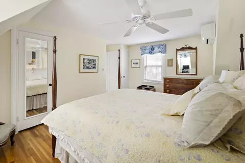 82 Risley Rd, Chestnut Hill, MA 02467 photo 15