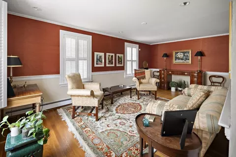 82 Risley Rd, Chestnut Hill, MA 02467 photo 8
