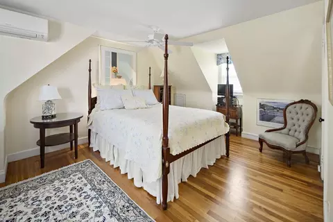 82 Risley Rd, Chestnut Hill, MA 02467 photo 14