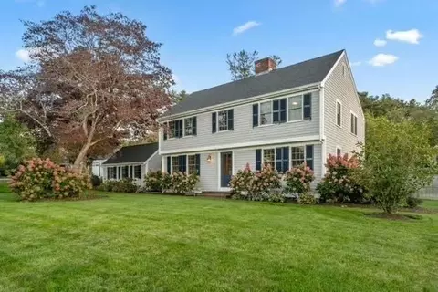 7 Longview Rd, Duxbury, MA 02332
