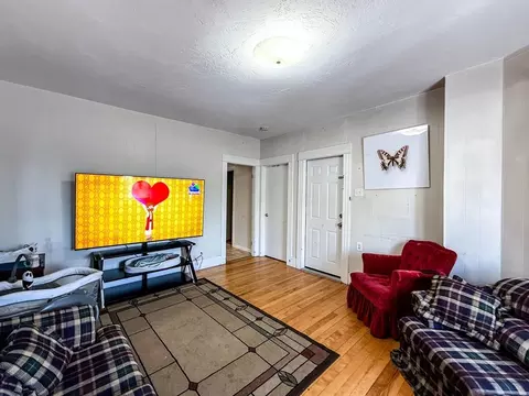 103 Hamilton St, Worcester, MA 01604 photo 11