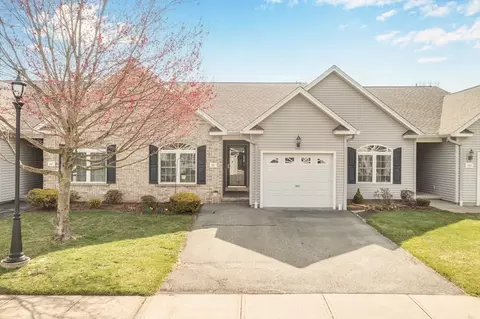 151 Canterbury Way #151, West Springfield, MA 01089