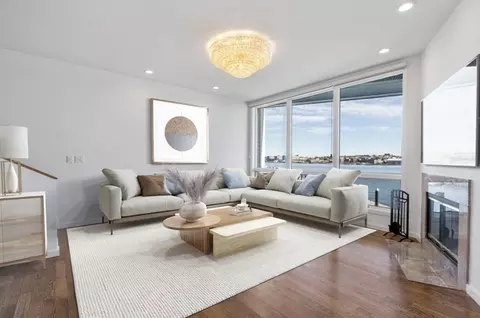 17 Constellation Wharf #17, Charlestown, MA 02129