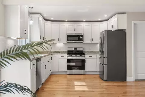 518 Maple St, Danvers, MA 01923 photo 5