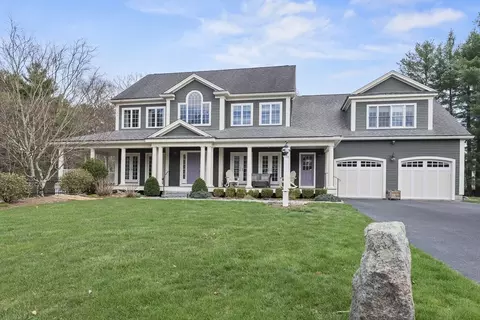 3 Stillwater Creek Ln, Easton, MA 02356