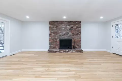 18 Longmeadow Dr, Canton, MA 02021 photo 10