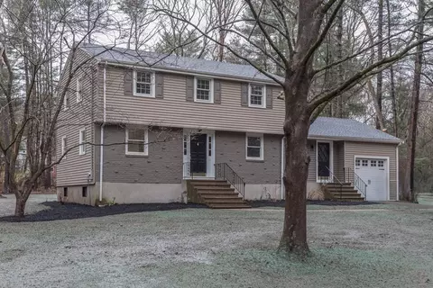 18 Longmeadow Dr, Canton, MA 02021 photo 20