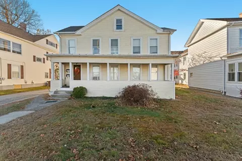 360 School St, Webster, MA 01570