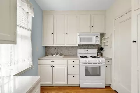 Kitchen - 46 Browne St #1, Brookline, MA 02446 photo 1 of 3
