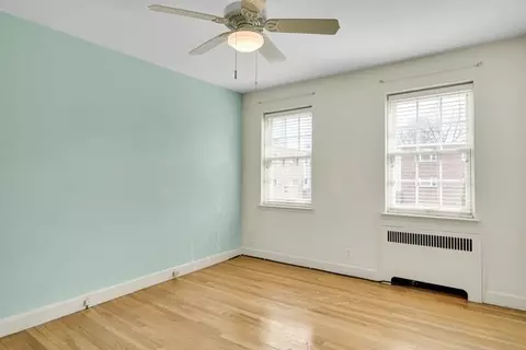 Bedroom - 46 Browne St #1, Brookline, MA 02446 photo 1 of 3