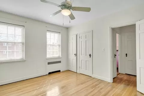 Bedroom - 46 Browne St #1, Brookline, MA 02446 photo 2 of 3