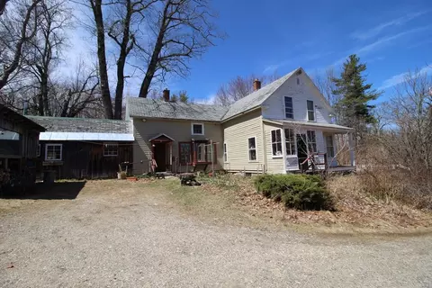 141 Wendell, New Salem, MA 01355