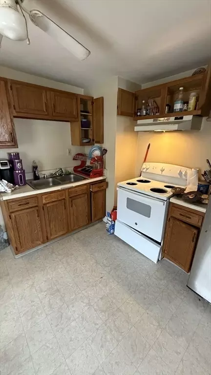51 Maple St, Warren, MA 01083 photo 7