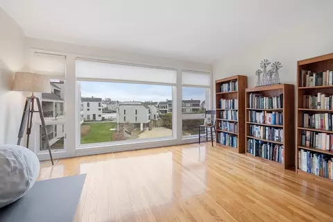 Living - 36 Wharf Path #36, Marblehead, MA 01945 photo 5 of 5