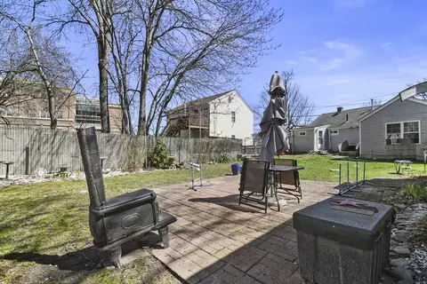 402 Elsbree St, Fall River, MA 02720 photo 23