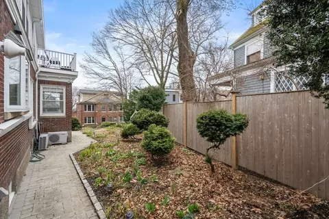 21 Colbourne Cres #1, Brookline, MA 02445 photo 31