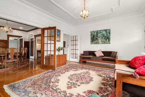 21 Colbourne Cres #1, Brookline, MA 02445 photo 3