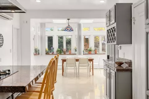 21 Colbourne Cres #1, Brookline, MA 02445 photo 10