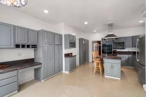 21 Colbourne Cres #1, Brookline, MA 02445 photo 7