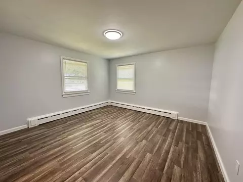 Bedroom - 137 Carroll St, Springfield, MA 01108 photo 2 of 4
