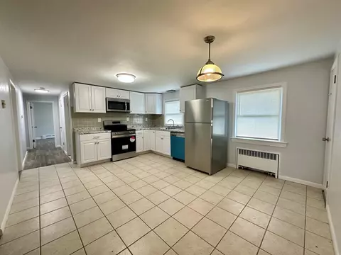 Kitchen - 137 Carroll St, Springfield, MA 01108 photo 1 of 3